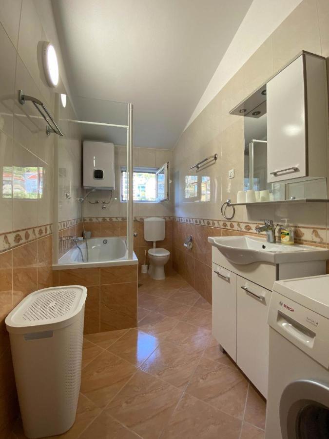 Apartman Ivan Hotell Makarska Exteriör bild